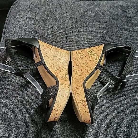 Mossimo Supply Co. Heels - Picture 2 of 6